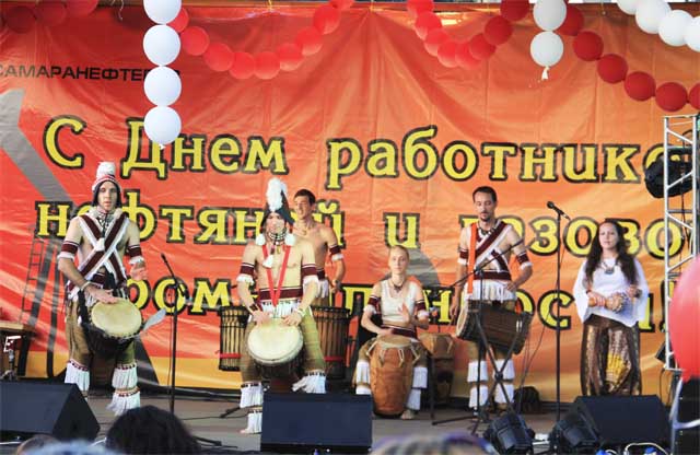 Шоу барабанов"Либерия"